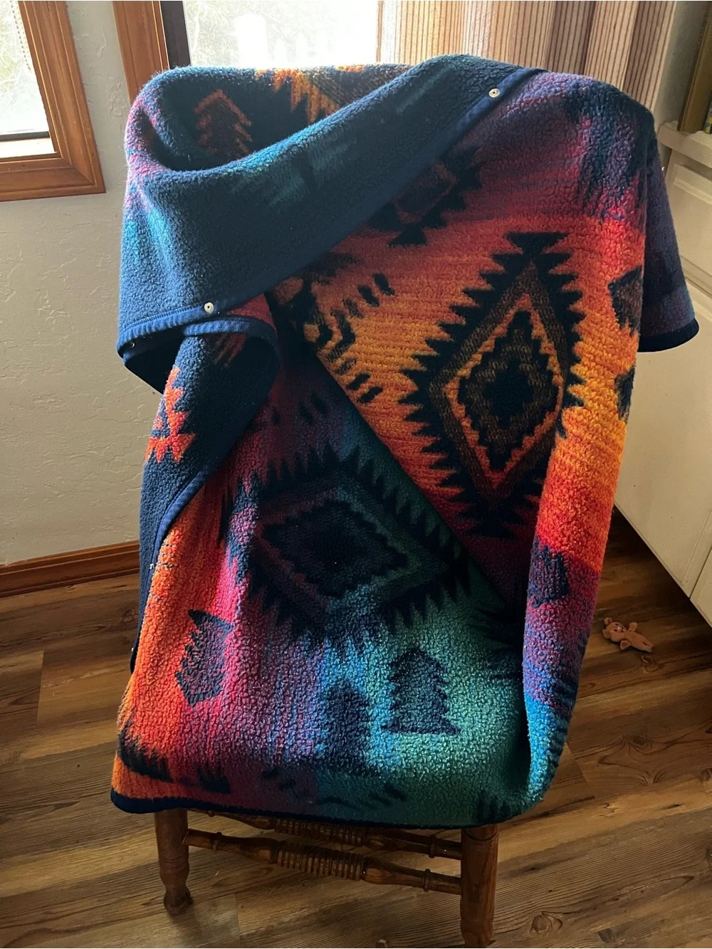 Biederlack - Southwest Zip/Snap Cuddle Wrap Stadium Camp Blankets - Lot of 2